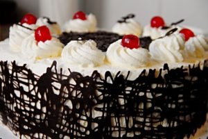 Black forest cake images for birthday