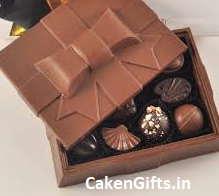 customized-collection-of-chocolates - CakenGifts.in