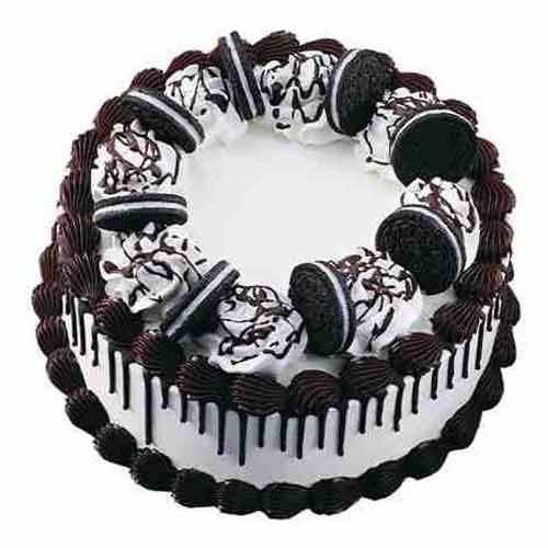 Birthday Special Black Forest Cake | Gifts to Gurgaon