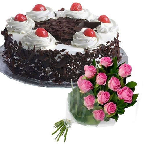 black-forest-cake-in-round-12-pink-roses