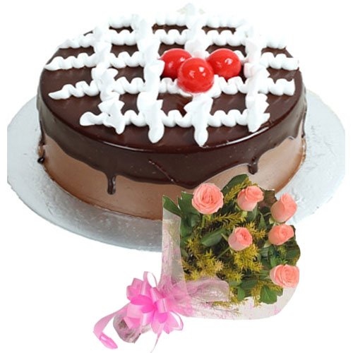 deluxe-chocolate-cake-6-pink-roses