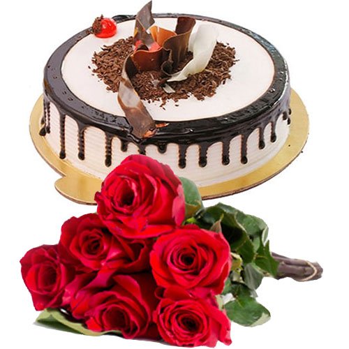 divine-black-forest-cake-6-roses